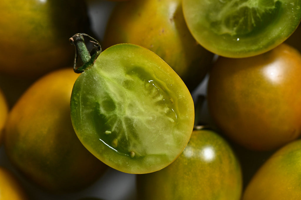 Girl, Dug, Farm, Girl & Dug, Girl n Dug, San Diego, California, Specialty, Produce, Smell, Flavor, Eye candy, Fresh, Vegetable, Veggies, Acidic, Tart, Savory, Umami, Sweet, Tomato, Medley, Acid Trip, Atomic, Green Bee, Firebird